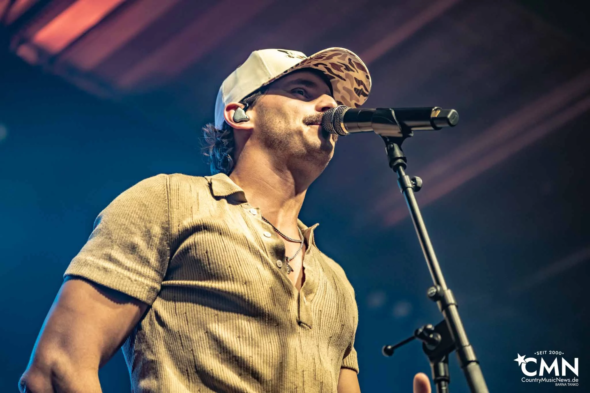 Tucker Wetmore - The Brunette World Tour