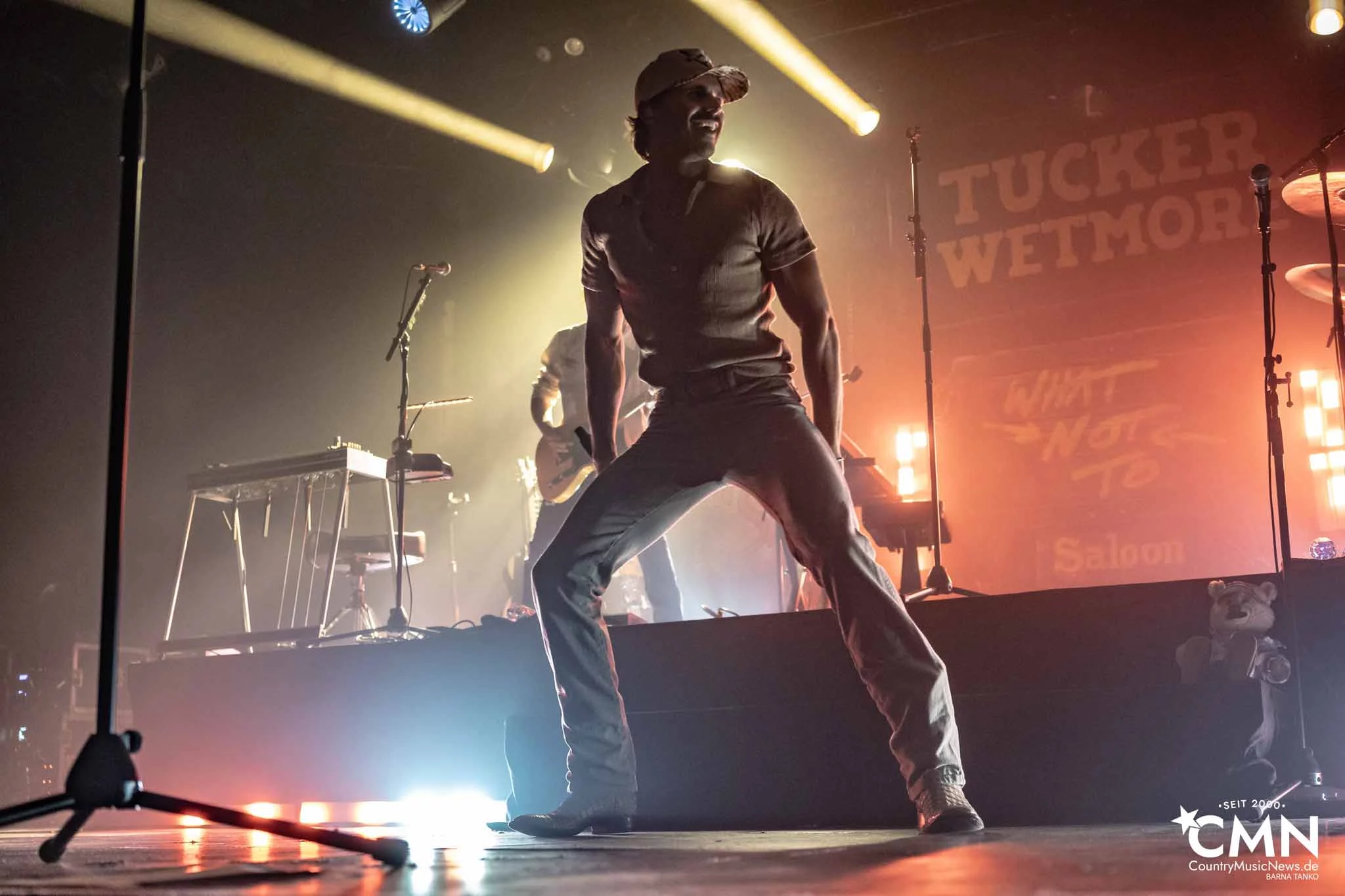 Tucker Wetmore Tucker Wetmore - The Brunette World Tour