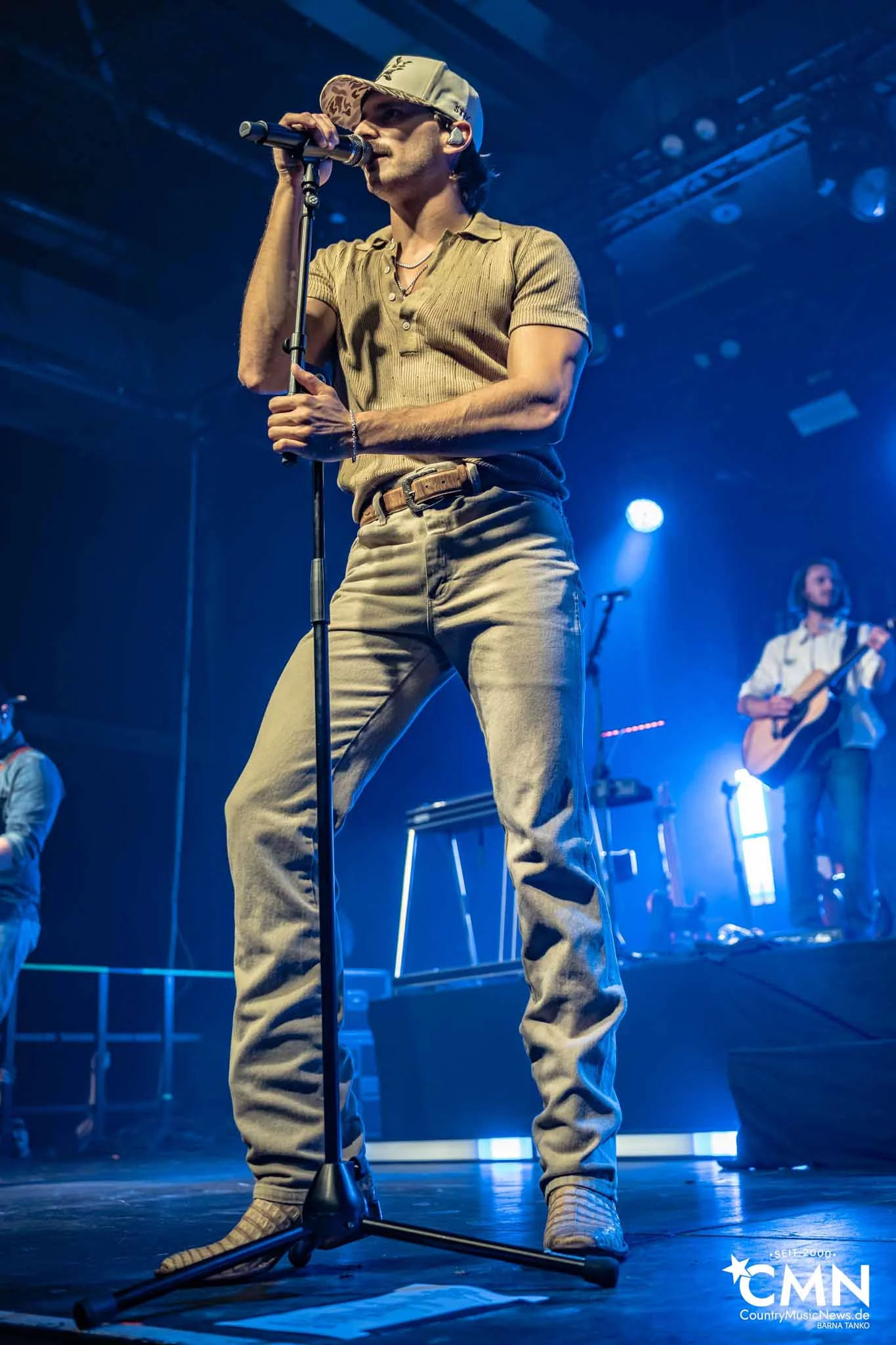 Tucker Wetmore Tucker Wetmore - The Brunette World Tour