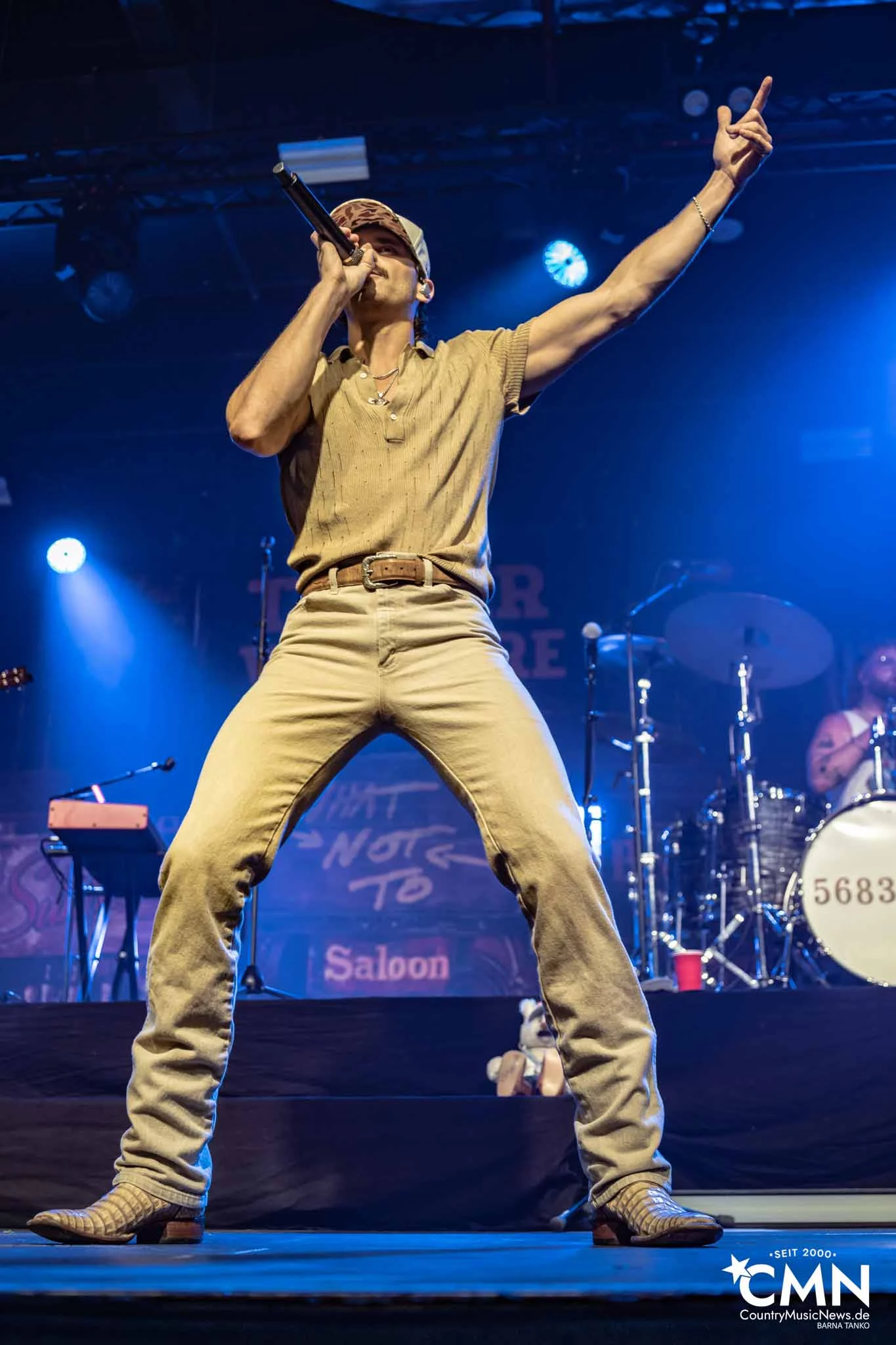 Tucker Wetmore Tucker Wetmore - The Brunette World Tour