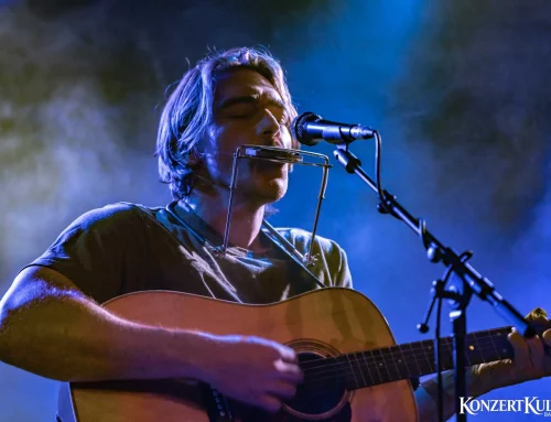 Ryan Harris at Gebäude 9